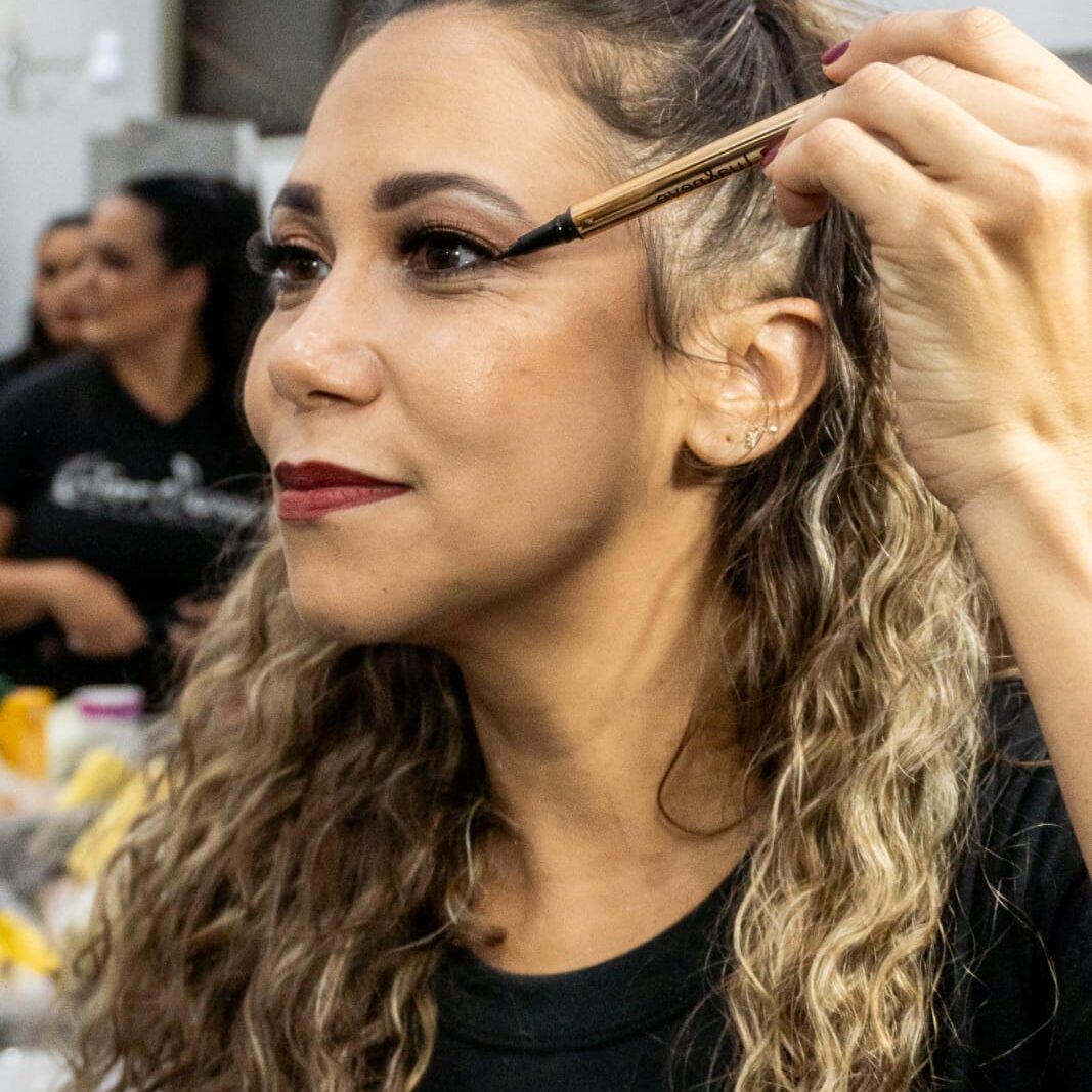Caroline Chaves Caroline Chaves